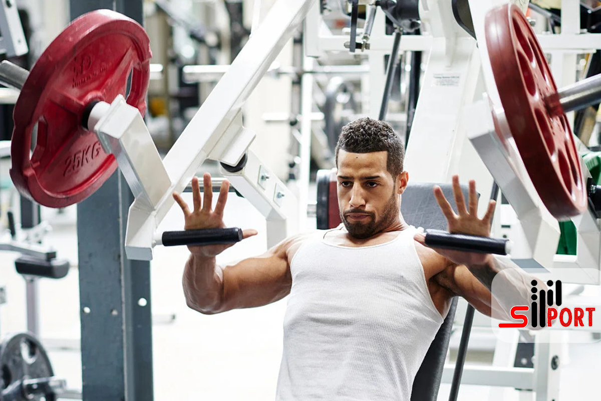 عضلات درگیر در پرس بالا سینه دستگاه